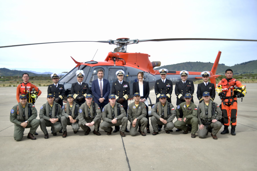 Ceremonia de incorporación del quinto y último helicóptero Airbus H125 de la Aviación Naval Foto Armada de Chile 002