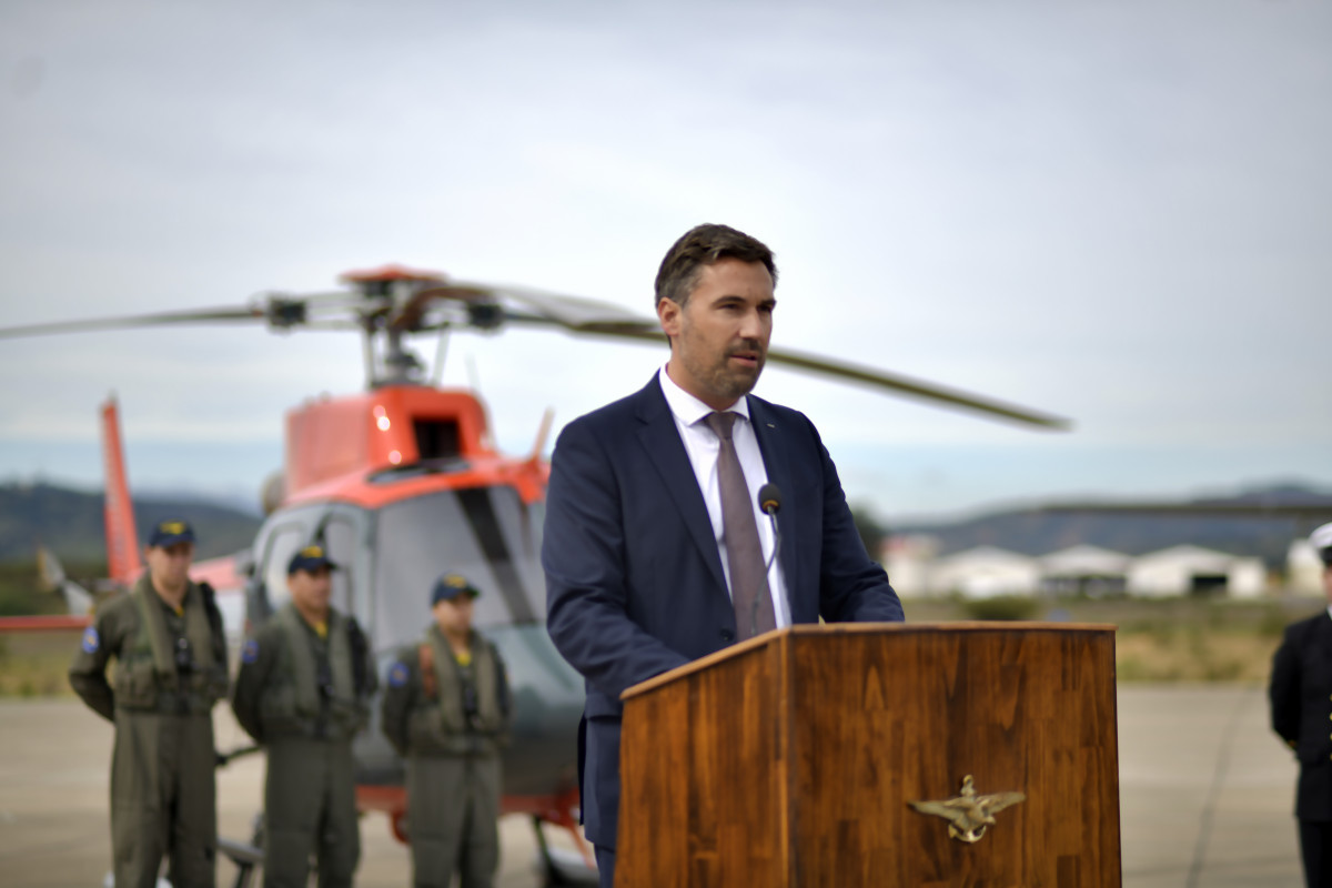 Ceremonia de incorporaciu00f3n del quinto y u00faltimo helicu00f3ptero Airbus H125 de la Aviaciu00f3n Naval Foto Armada de Chile 006