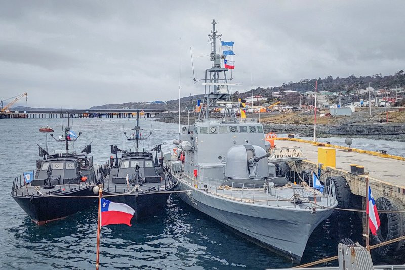 Las unidades argentinas que participan en Viekaren en Puerto Williams Foto Armada de Chile