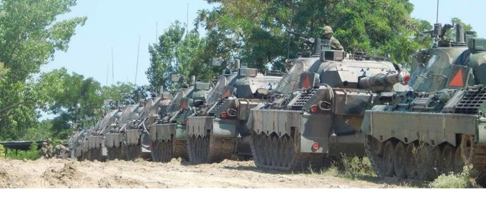 Carros de combate Leopard 1 griegos. Foto. Estado Mayor del Ejército de Grecia