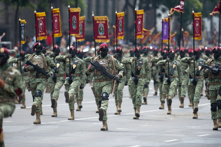 Polémica en el Desfile Militar mexicano por la participación rusa