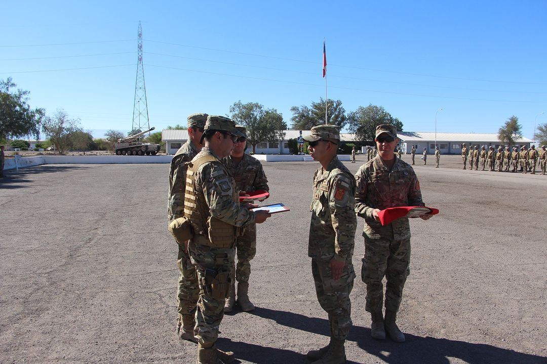 Entrega de reconocimiento a nuevo artillero de carro Marder 1A3 Foto VI Divisiu00f3n del Eju00e9rcito de Chile