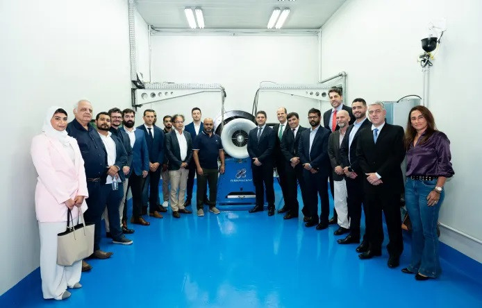 Edge visit to turbomachine