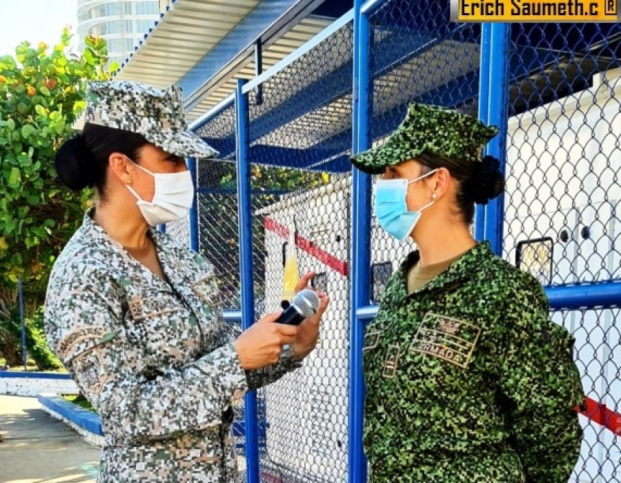 Reclutamiento mujeres ARC. Foto Infodefensa.com