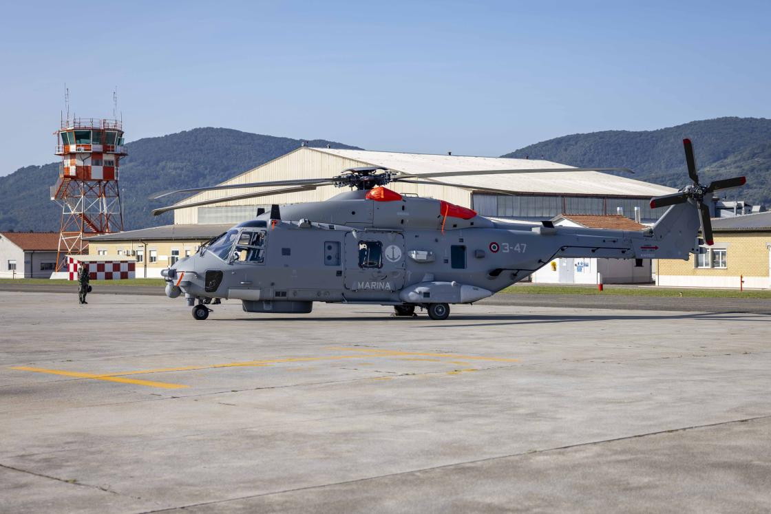 Helicu00f3ptero SH 90A (NH90) de la Marina italiana. Foto. Leonardo