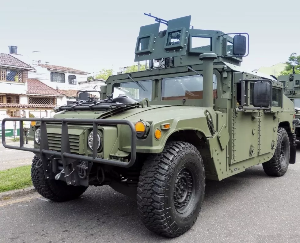 HMMWV Colombiano. Firma, Dario Lopez para infodefensa