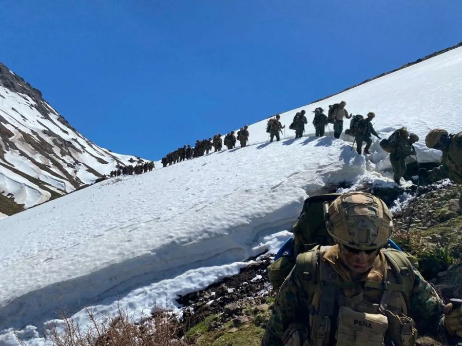 Ejercicio de montaña estival Los Barros Firma Destacamento de Montaña N17 Los Ángeles del Ejército de Chile 004