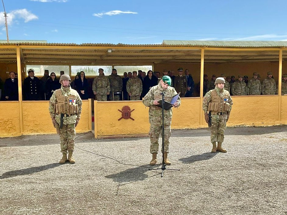 Cambio de mando Firma Destacamento Motorizado N11 Caupolicu00e1n del Eju00e9rcito de Chile 002