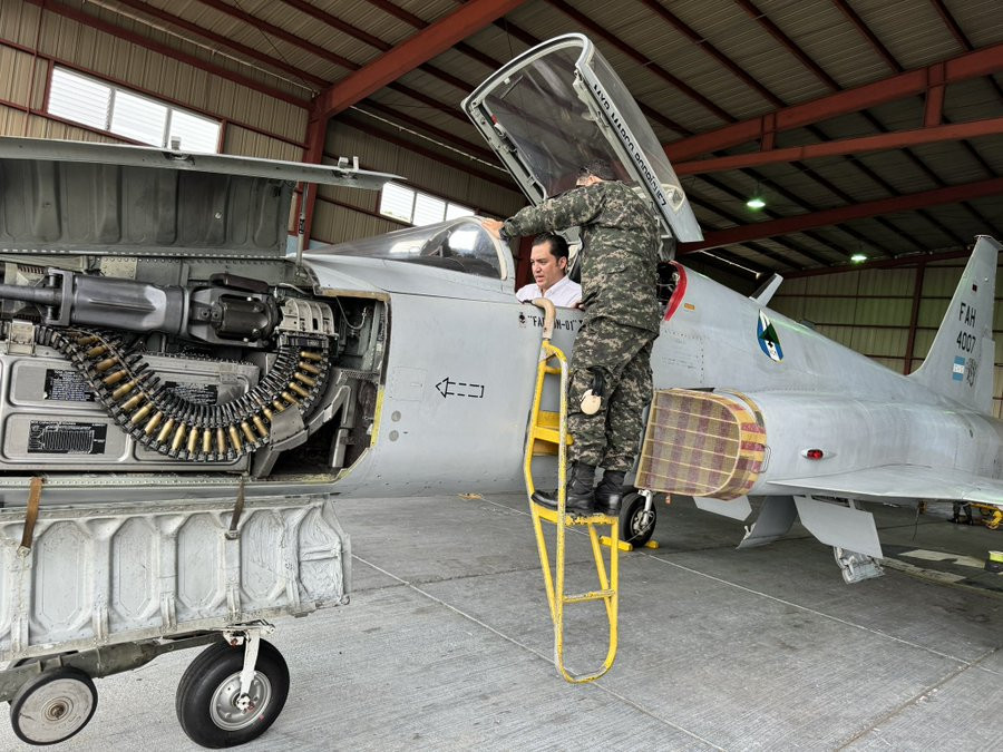 Honduras artilla aviones F5