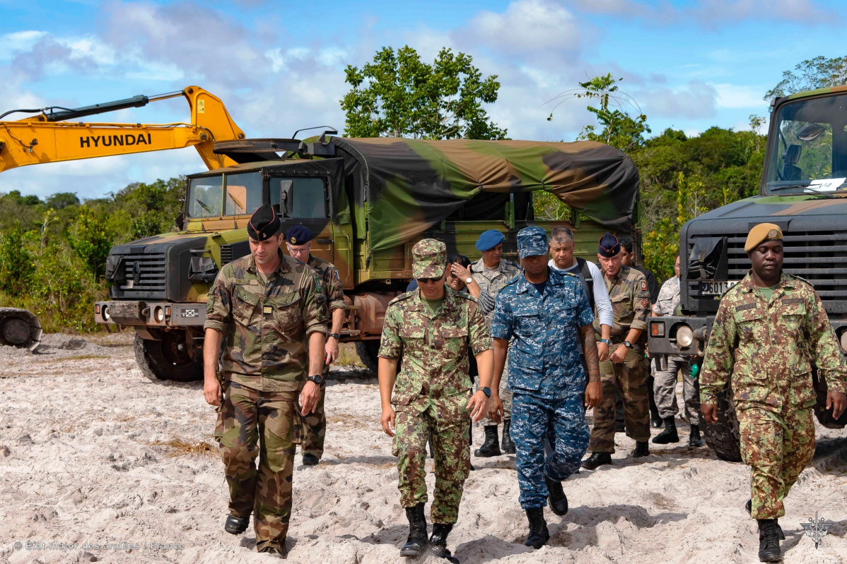 Surinam Ejercito Ejercicio con Francia ForcesArmees en Guyane