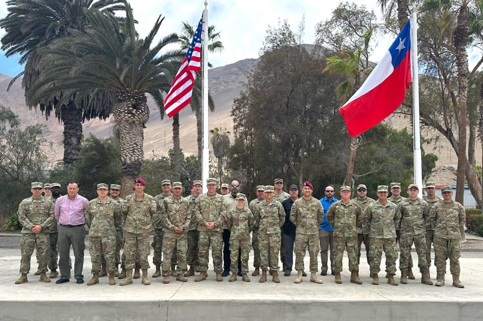 Participantes de la reuniu00f3n de coordinaciu00f3n del ejercicio Southern Fenix 2024 Firma VI Divisiu00f3n del Eju00e9rcito de Chile