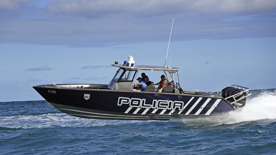 PuertoRico Policia 36 Fearless Metal Shark