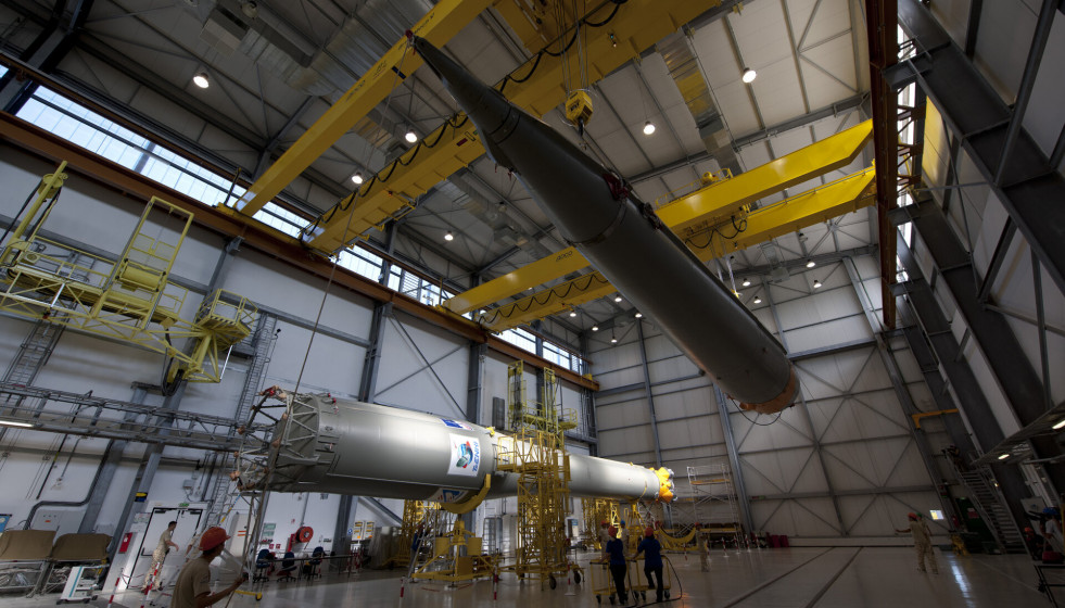 Francia convoca a la industria para reasignar el sitio de lanzamiento de los cohetes rusos Soyuz en Kourou