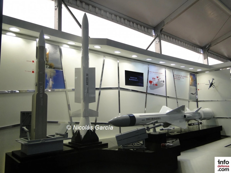 Stand de MBDA en una edición de Exponaval Firma Nicolás García