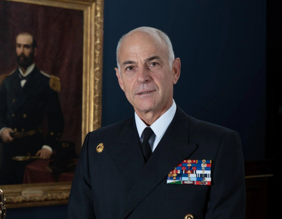 Almirante Juan Andrés de la Maza Larraín Firma Armada de Chile