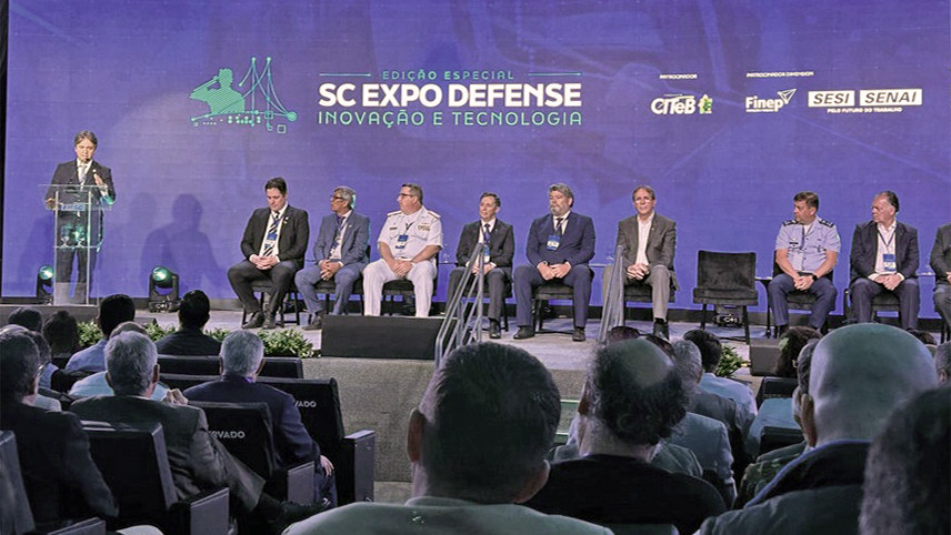 Exercito Brasileiro Participa da Feira Santa Catarina Expo Defense e Demonstra Inovacoes Tecnologicas 3