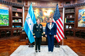 Presidenta de Honduras presenta proyecto de infraestructura estratégico a jefa del U.S. Southcom