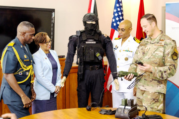 Trinidad&Tobago FzaDefensa EEUU donacion USEmbT&T