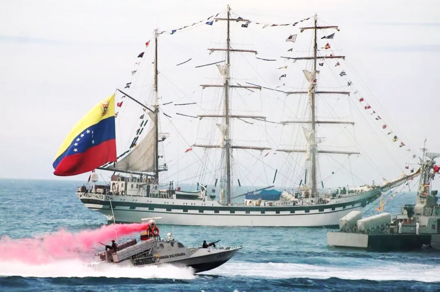 Venezuela Armada Aniversario 201 AV