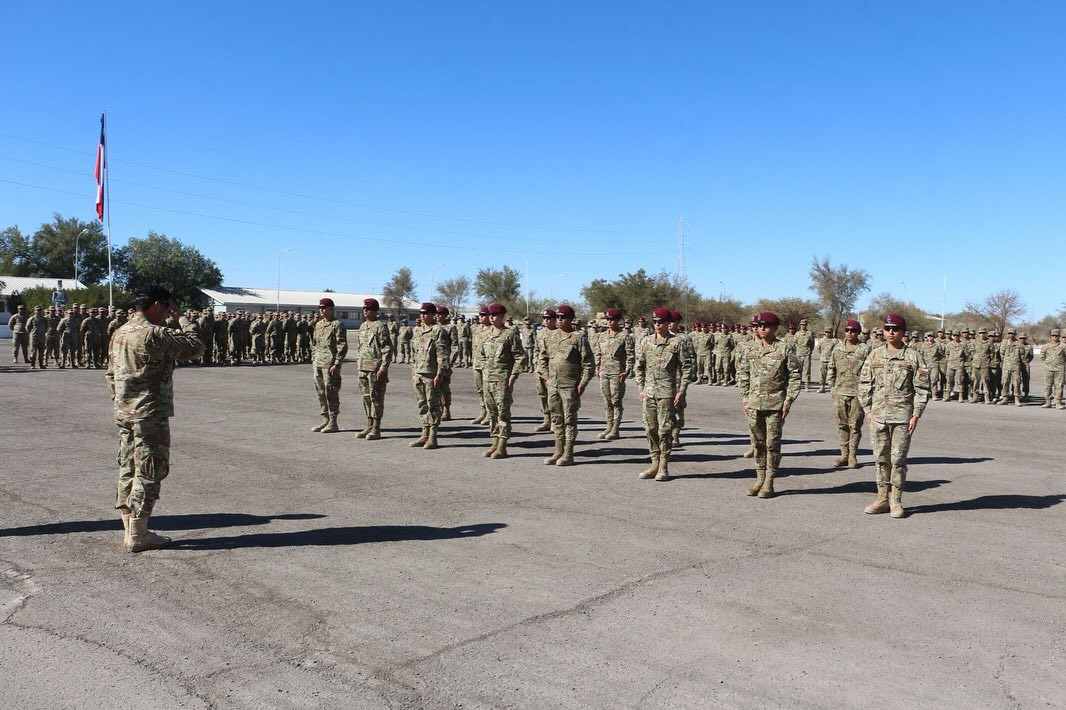 Graduados del del curso de Operaciu00f3n de Sistemas de Armas Leopard 2A4 Firma 2u00aa Brigada Acorazada Cazadores del Eju00e9rcito de Chile