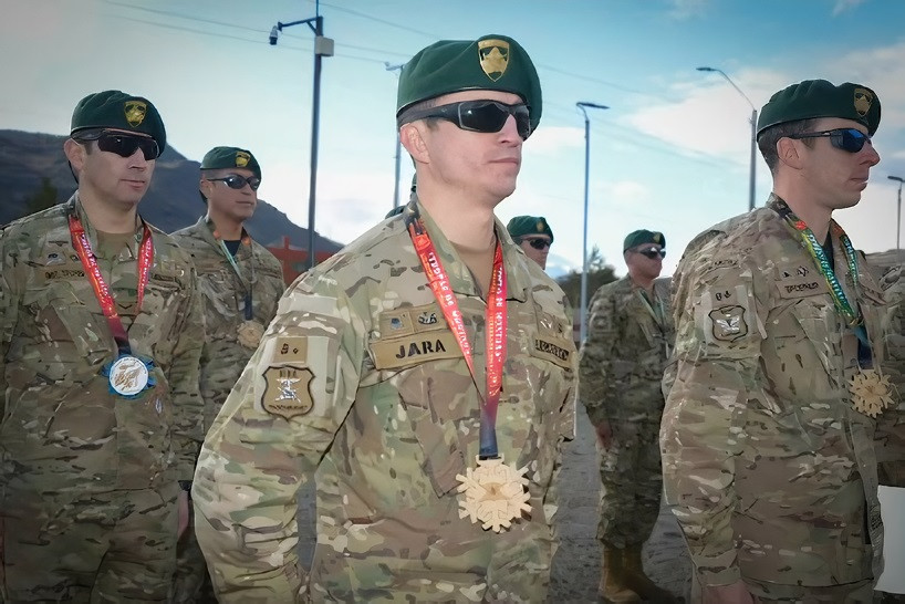 Ceremonia de premiación de Competencia de Patrullas de Montaña 2024 Firma IV División del Ejército de Chile 005