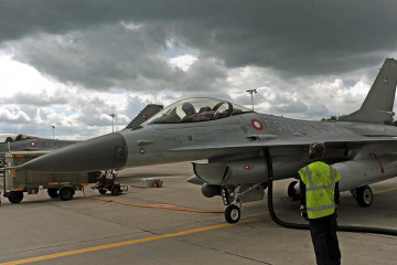 Avión de combate F 16 de la Fuerza Aérea de Dinamarca. Foto. Fuerzas Armadas de Dinamarca