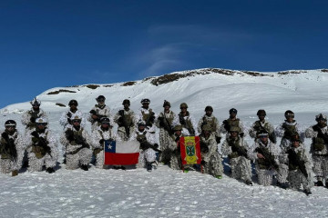 Tropas de Montaña de Chile y España en el ejercicio Rayenco 2024 Firma Destacamento de Montaña N°17 Los Ángeles del Ejército de Chile