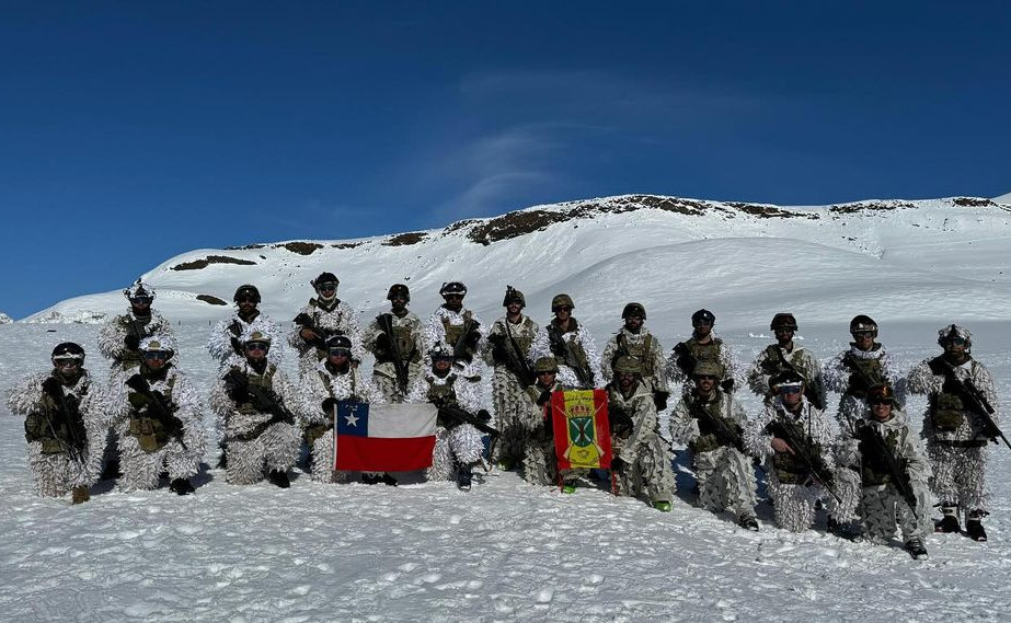 Tropas de Montaña de Chile y España en el ejercicio Rayenco 2024 Firma Destacamento de Montaña N°17 Los Ángeles del Ejército de Chile