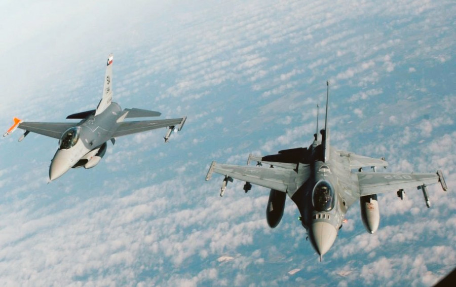 Aviones de combate F 16 de Chile y de la Texas Air National Guard en un ejercicio efectuado en 2012 en Estados Unidos Firma FACh