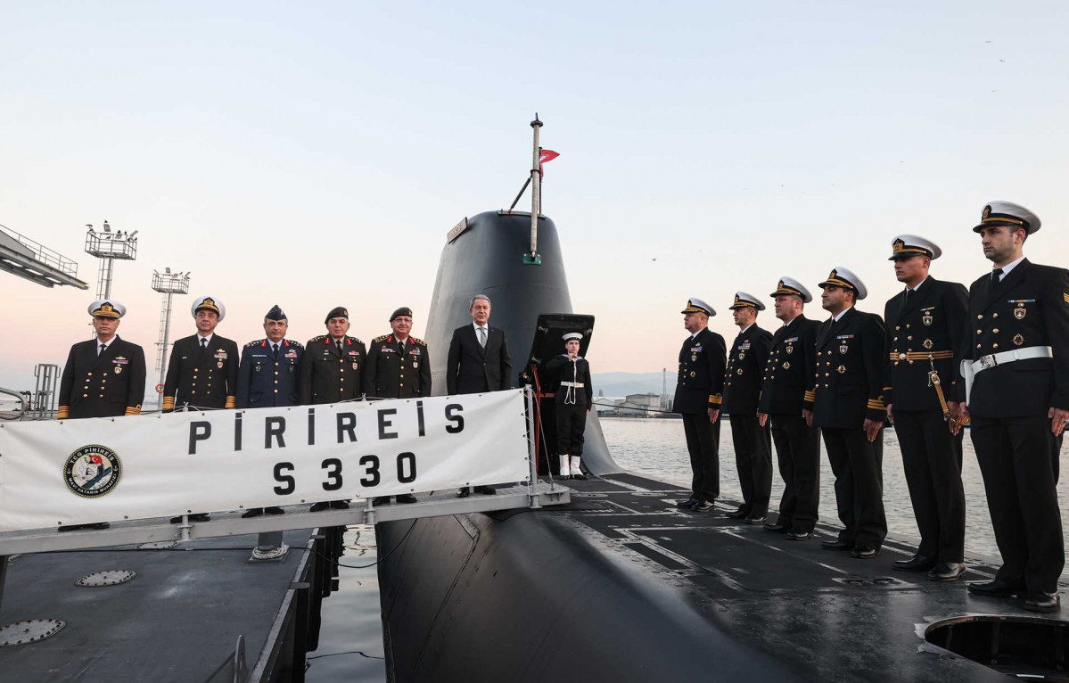 Visita al submarino Piri Reis del ministro de Defensa turco, Hulusi Akar. Foto. Ministerio de Defensa de Turquu00eda