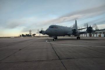 P 3C Orión arriba a Argentina