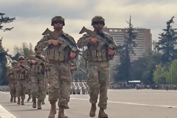 Infantes de Marina de la Brigada Anfibia Expedicionaria en la Revista Preparatoria de la Gran Parada Militar 2024 Firma Armada de Chile