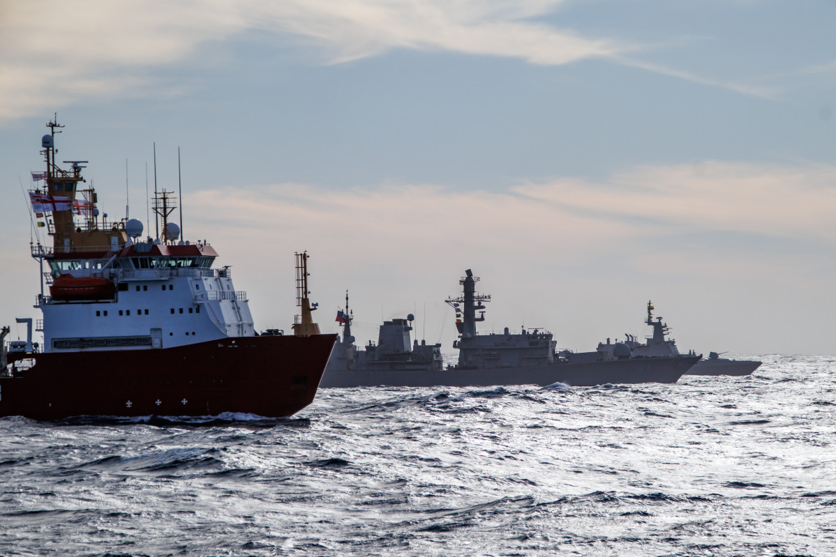 Rompehielos HMS Protector (A173) fragata Lynch y patrullero Victoria en el ejercicio Photoex de Unitas 2024 Firma Armada de Chile