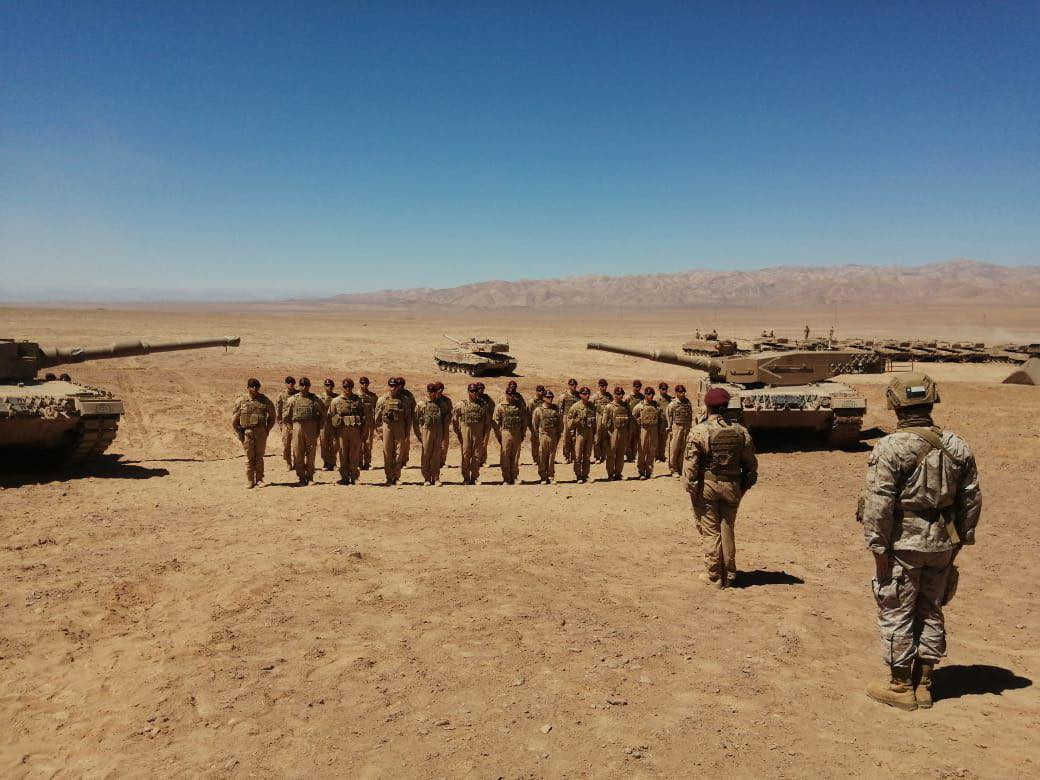 Ceremonia de graduaciu00f3n del curso de municionero de tanque Leopard 2A4 Firma Eju00e9rcito de Chile