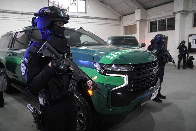 Vehículos blindados Chevrolet Suburban 4x4 Firma Gendarmería de Chile