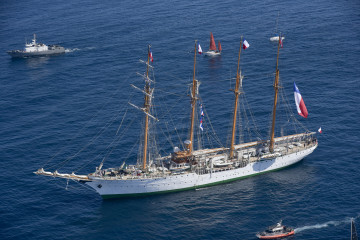 Arribo de buque escuela BE 43 Esmeralda a Valparaíso tras finalizar su 68 crucero de instrucción Firma Armada de Chile