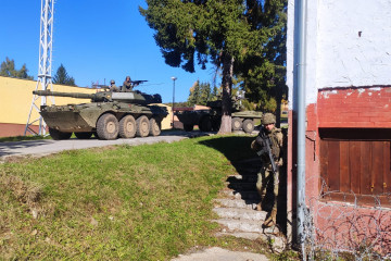 Ejercicio Brigada Paracaidista en Eslovaquia