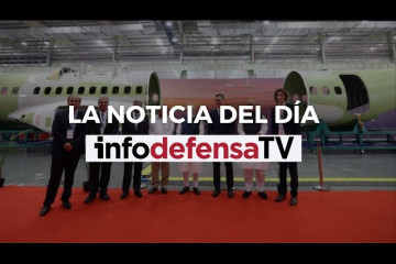 Sánchez y Modri inauguran en India la factoría de aviones C295 y la posible venta del submarino S-80