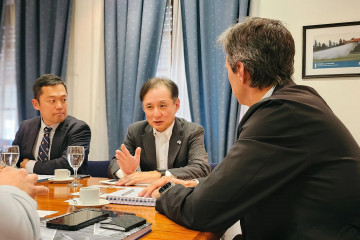 Visita del Embajador de Japon a FadeA 1