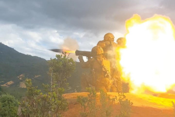 Disparo de cañón sin retroceso Carl Gustaf M3 de 84 mm Firma Ejército de Chile