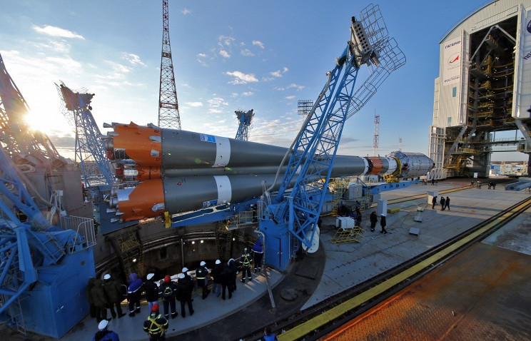 Roscosmos lanza un cohete Soyuz-2.1b para poner 55 satélites en órbita