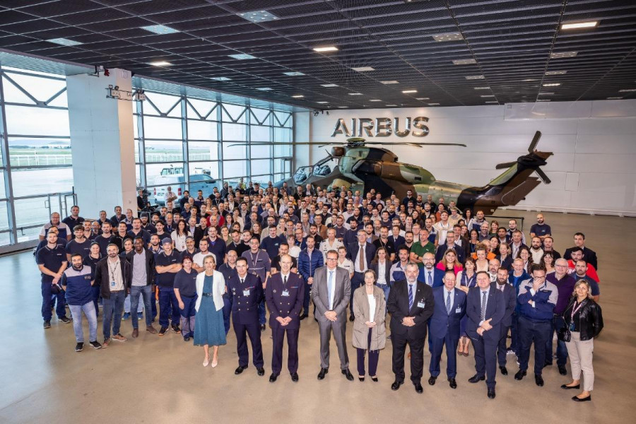 Entrega del primer helicóptero Tigre MKII a Francia. Foto. Airbus Helicopters