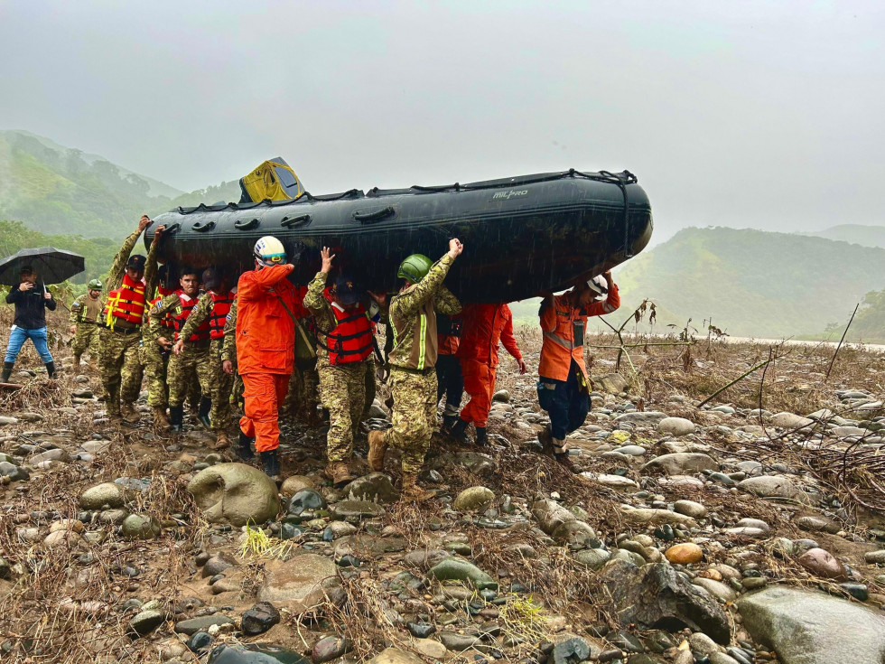 Contigente de militar en apoyo de emergencia por lluvias en Costa Rica