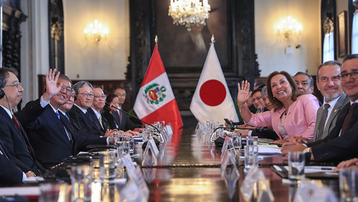 DinaBoluarte PMJaponShigeruIshiba APEC2024 AcuerdoCooperacionBilateral nov2024 PresidenciaPeru