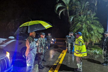 Cúpula de Defensa de Honduras recorrió la zona afectada por el huracán Sara