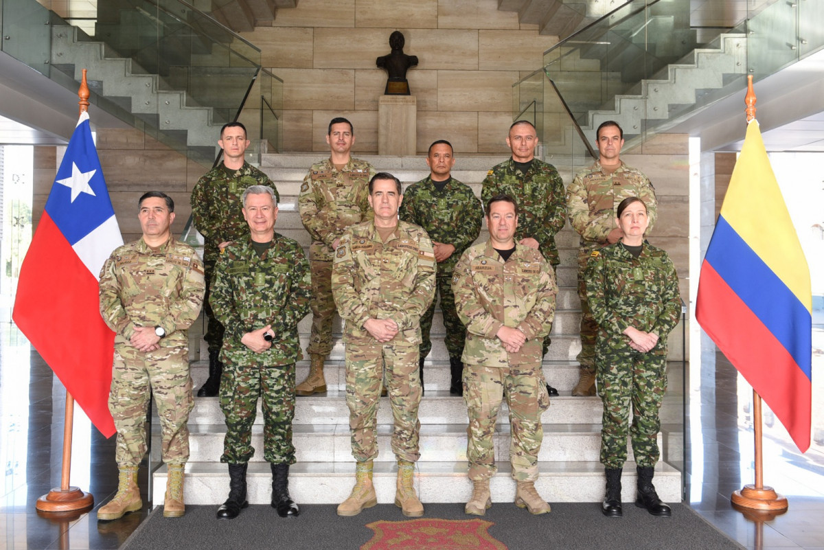 Representantes de la V Reuniu00f3n de Estados Mayores Firma Eju00e9rcito de Chile