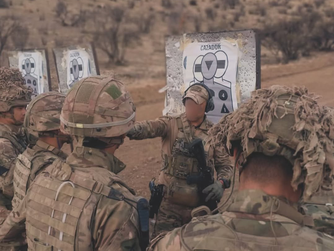 Intercambio profesional entre la Agrupación Especial de Montaña y el Royal Gurkhas Regiment Firma Cazador Andino Chile 006