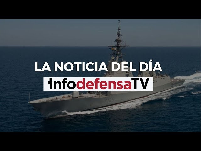 La fragata Cristobal Colón en la agrupación SNMG2 realiza un ejercicio de tiro sobre blanco