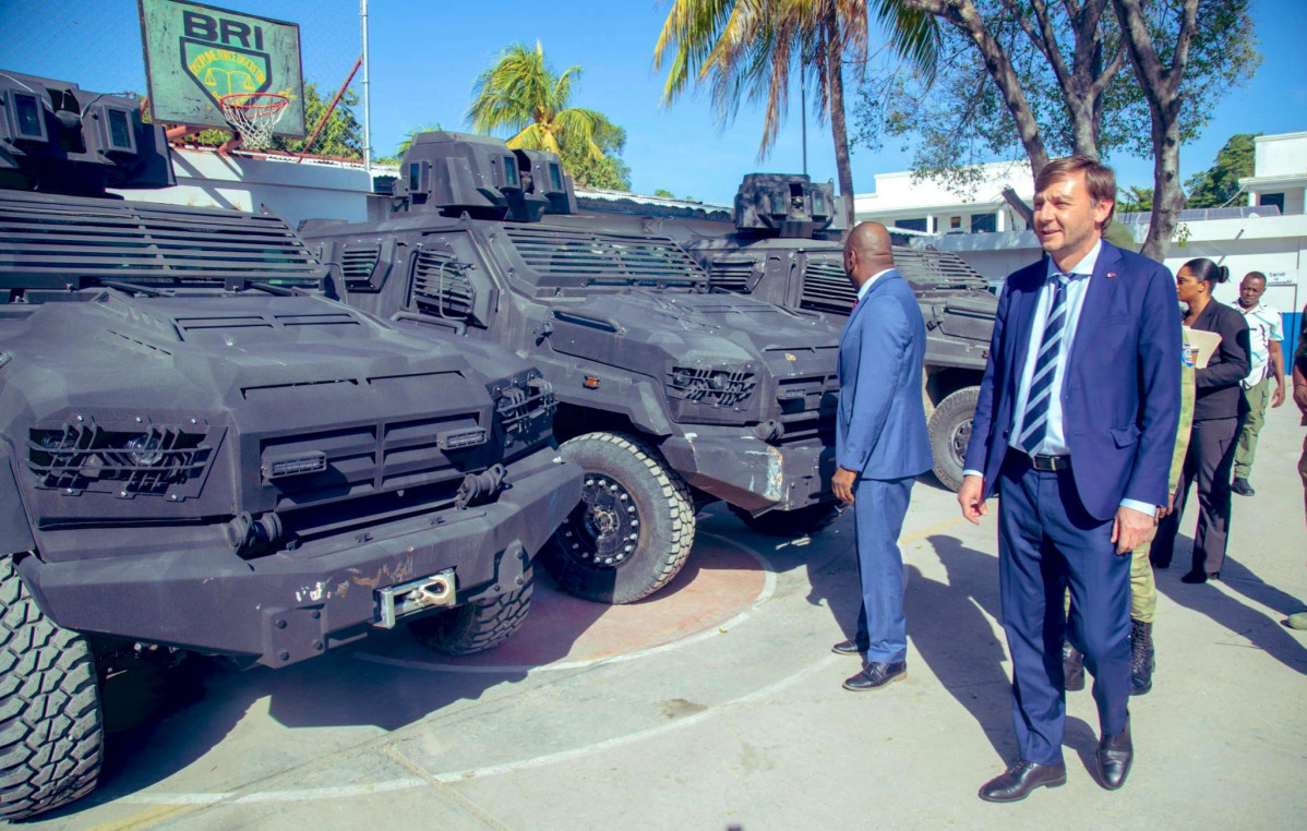 Haiti PoliciaNacional Francia blindados Tygor AntoineMichon 