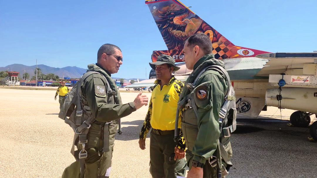 Venezuela Aviacion Militar F 16B AMV